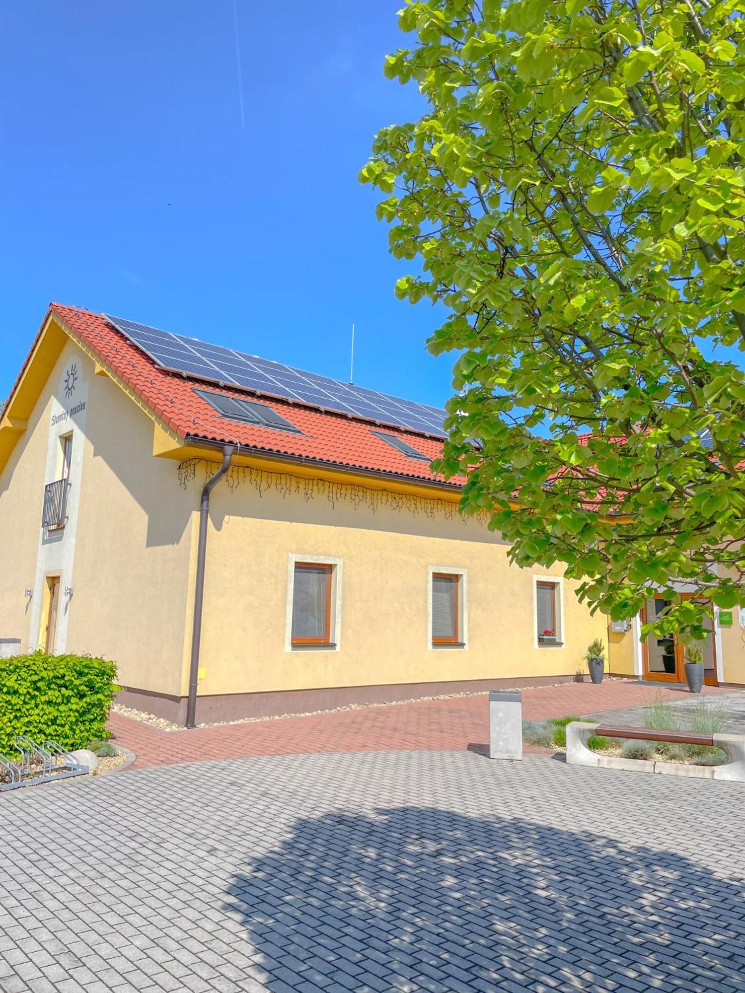 Slunecny Penzion Tasovice Exterior foto